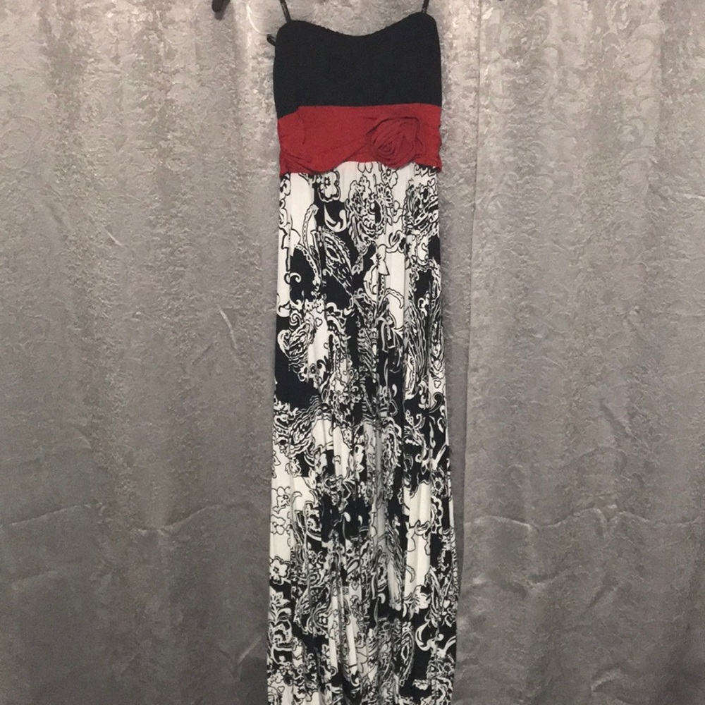 Floor-length Formal Strapless Dress